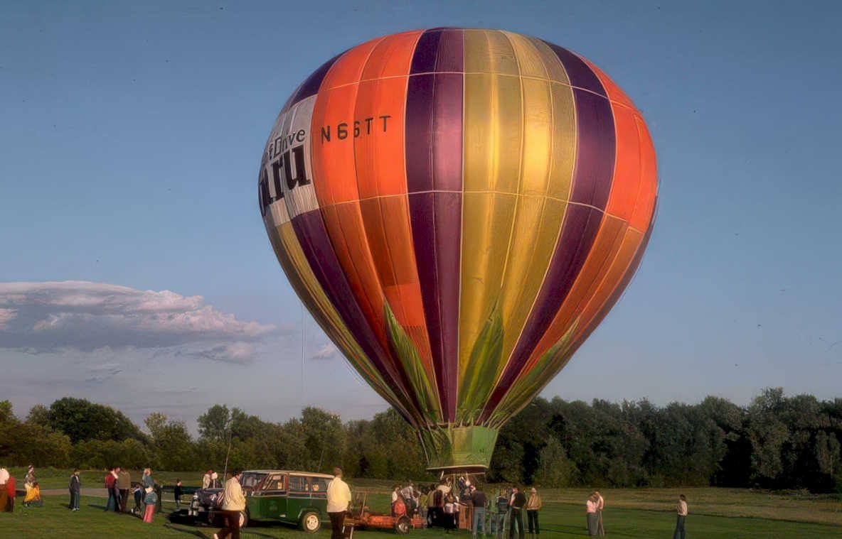 hot air balloon 3 Vintage A4 Photo Print
