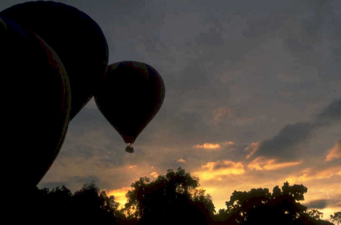 hot air balloons 1980s 1990s A4 Photo Print