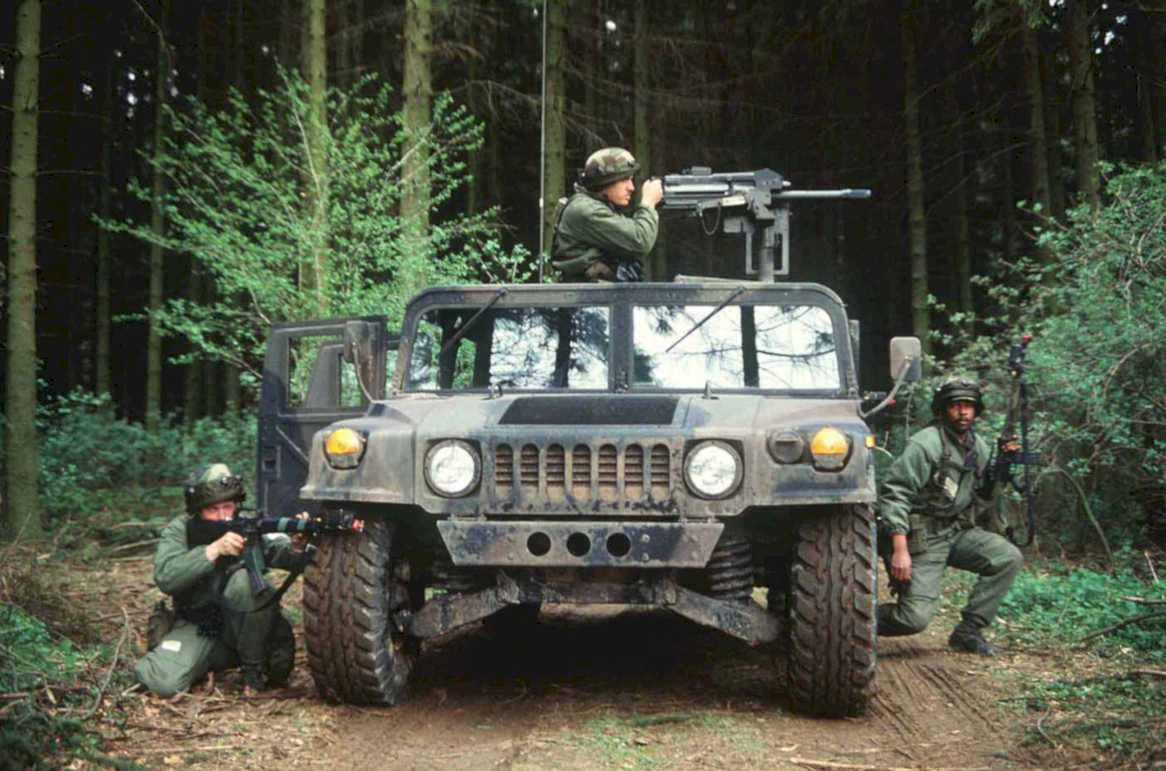 humvee m2 soldiers1980s 1990s A4 Photo Print