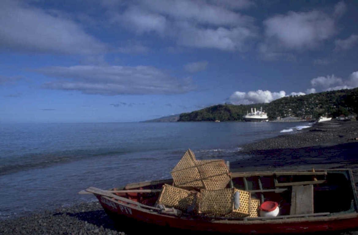 isle skye boat 1980s 1990s A4 Photo Print