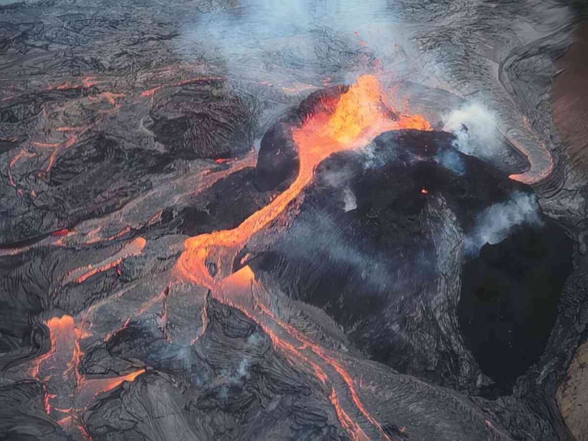 kilauea lava flow 2 GIGA 2