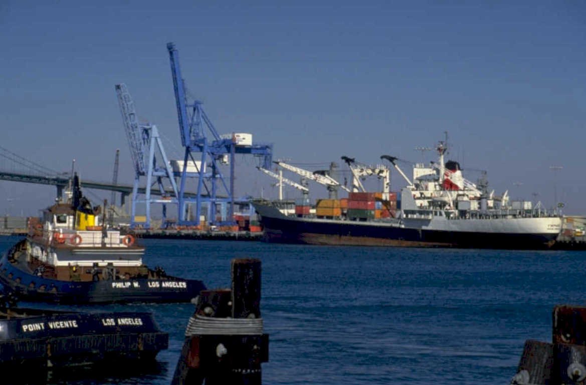 la port ships 1980s 1990s A4 Photo Print