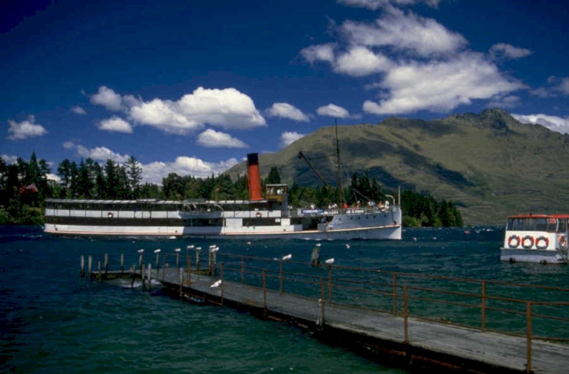 lake como steamer 1980s 1990s A4 Photo Print