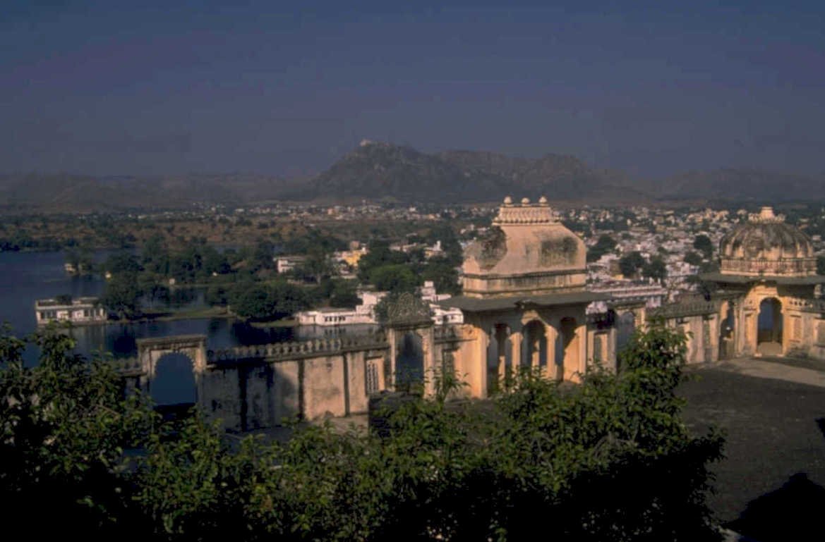 lake palace jag 1980s 1990s A4 Photo Print