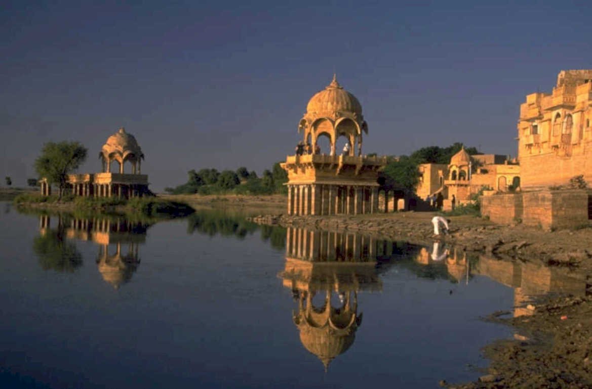 lake palace reflection 3 1980s 1990s A4 Photo Print
