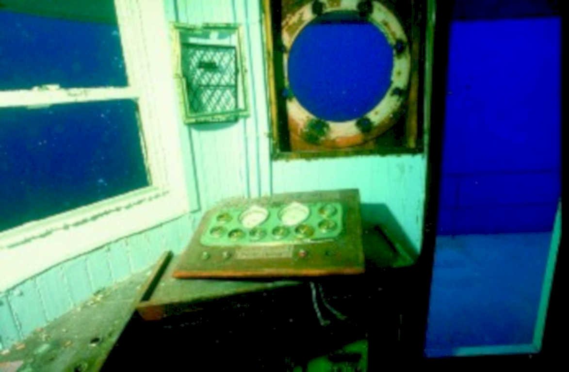 lighthouse porthole window1980s 1990s A4 Photo Print