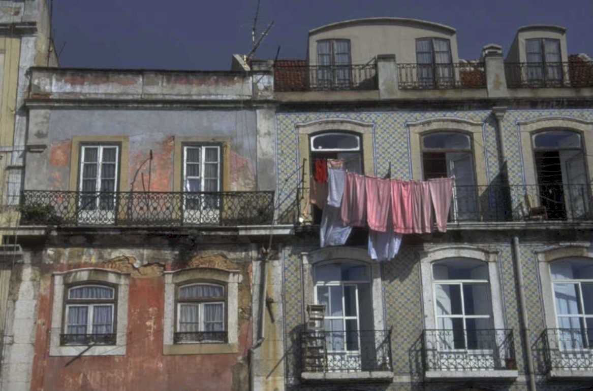 lisbon building facade 2 1980s 1990s A4 Photo Print