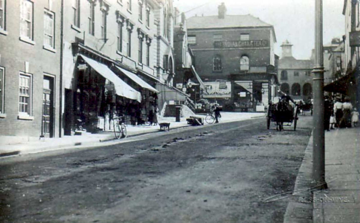 london street scene 1Vintage 1880s 1900s A4 Photo Print