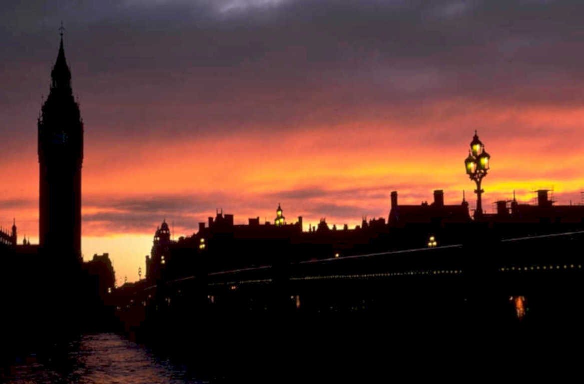 london sunset bigben 1980s 1990s A4 Photo Print 42