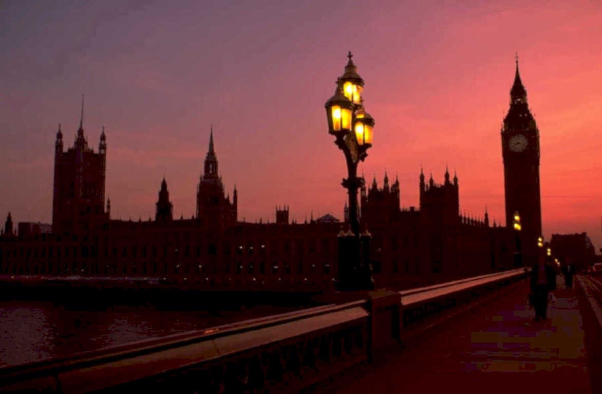 london sunset bigben 2 1980s 1990s A4 Photo Print