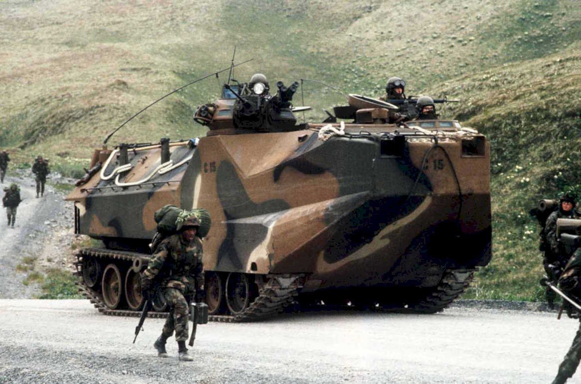 m551 sheridan c151980s 1990s A4 Photo Print