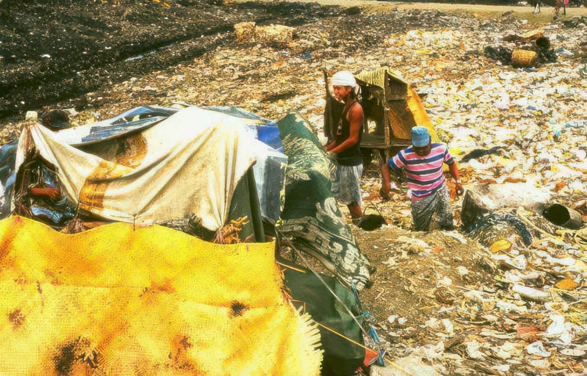 manila waste settlement Vintage A4 Photo Print