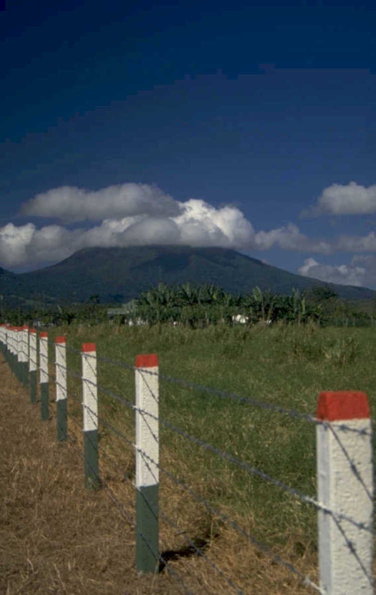 mauna kea fence 1980s 1990s A4 Photo Print