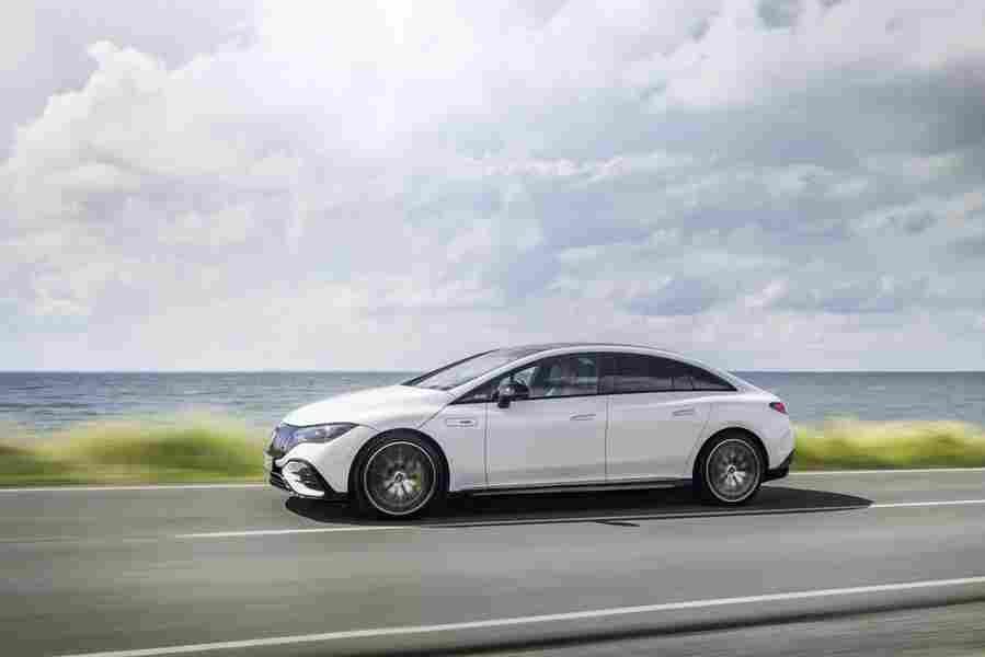 mercedes amg eqe 2022 7238 57 Car A4 Photo Print