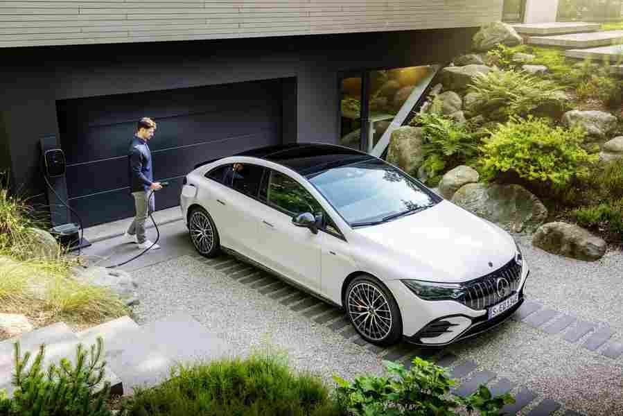 mercedes amg eqe 2022 7238 67 Car A4 Photo Print