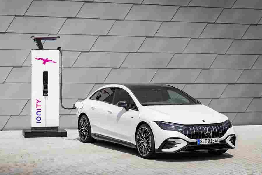 mercedes amg eqe 2022 7238 75 Car A4 Photo Print