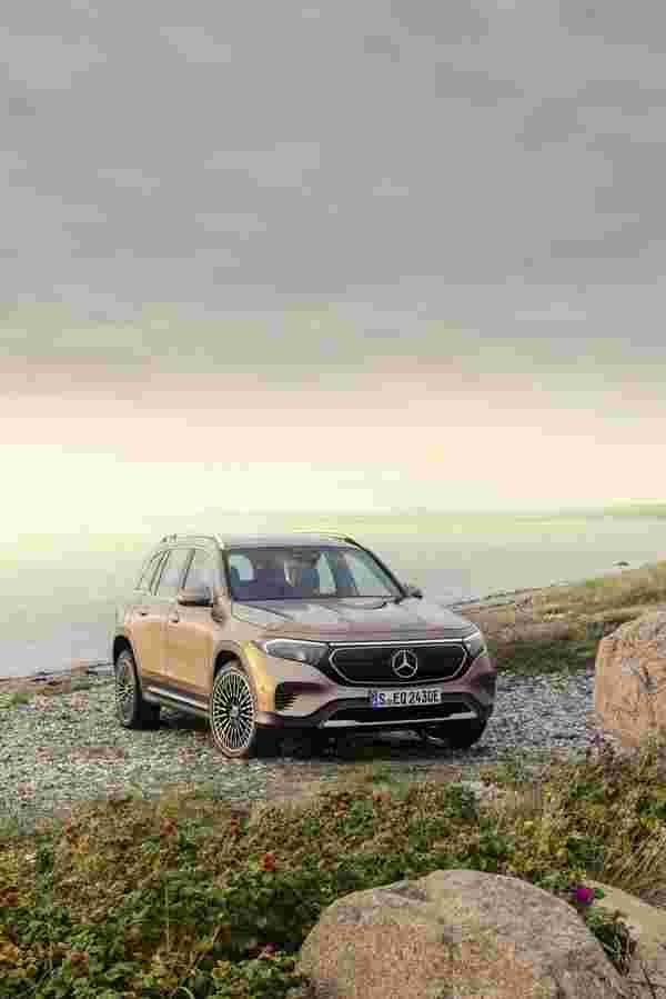 mercedes benz eqb 2021 7092 24 Car A4 Photo Print