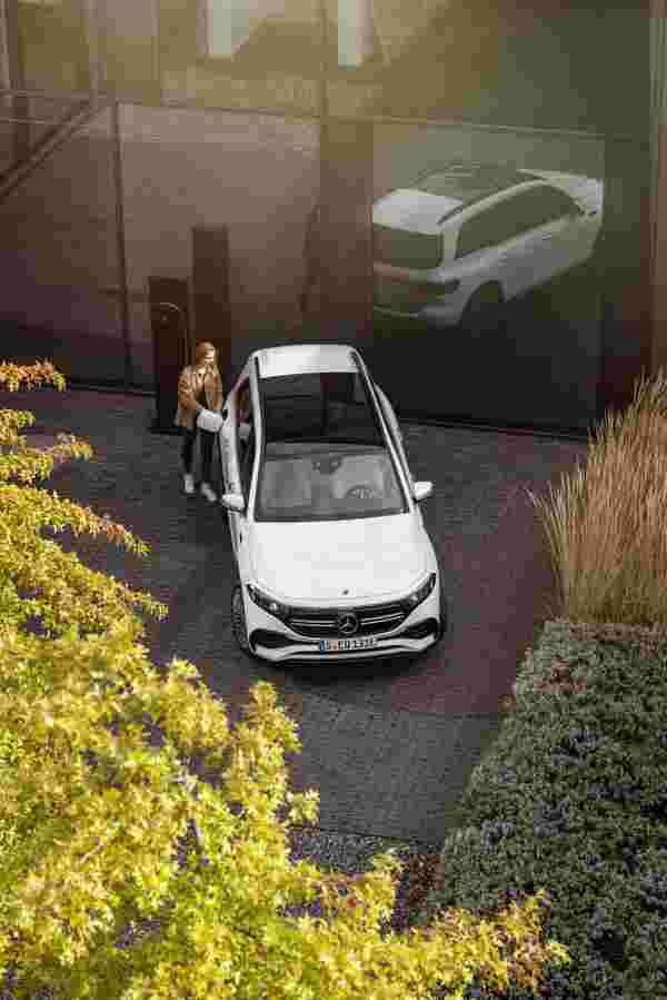 mercedes benz eqb 2021 7092 40 Car A4 Photo Print