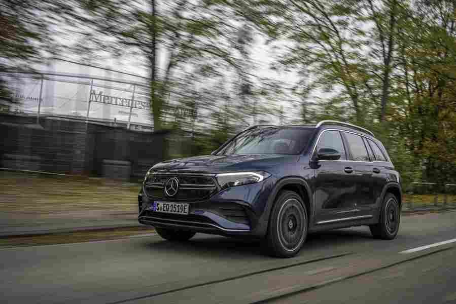 mercedes benz eqb 2021 7092 68 Car A4 Photo Print