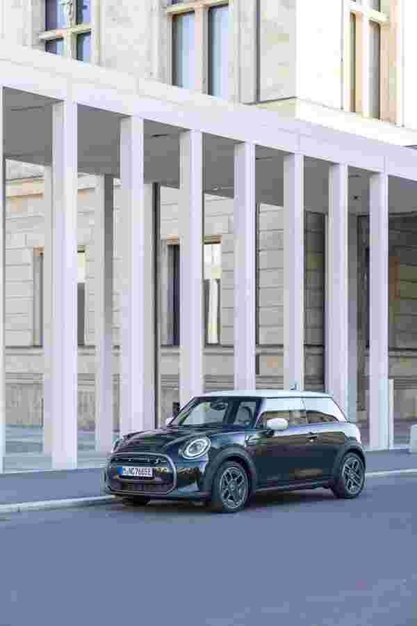 mini mini 3 door 2021 6999 196 Car A4 Photo Print