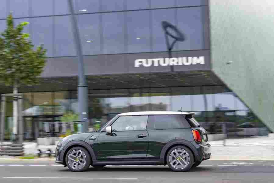 mini mini 3 door 2021 6999 220 Car A4 Photo Print
