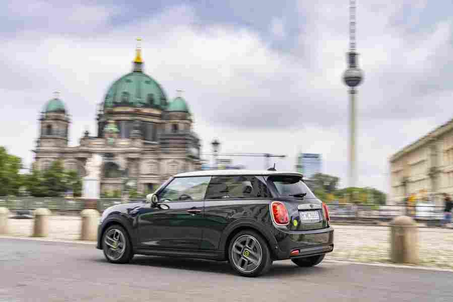 mini mini 3 door 2021 6999 235 Car A4 Photo Print