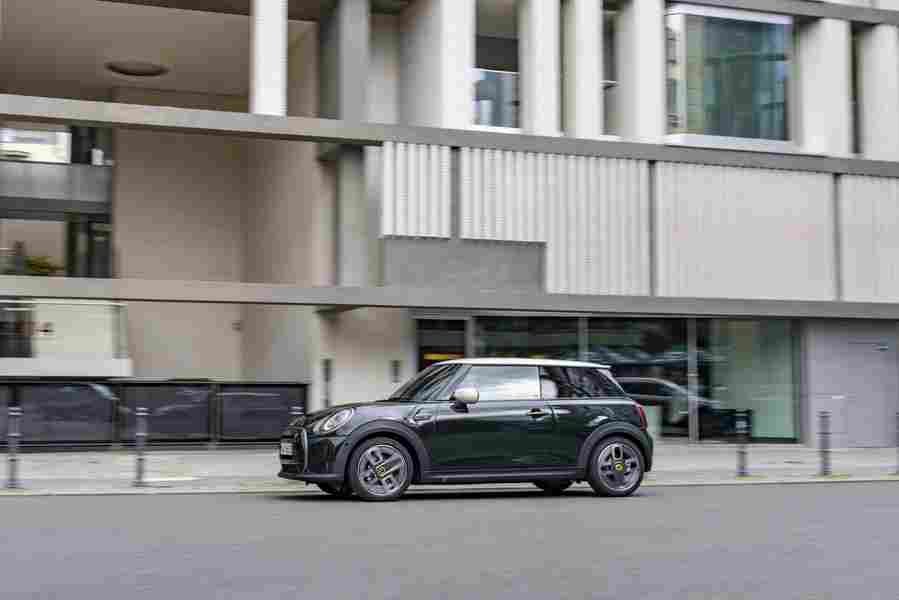 mini mini 3 door 2021 6999 240 Car A4 Photo Print