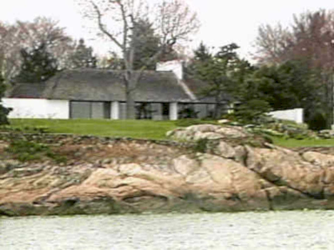 modern house lake1980s 1990s A4 Photo Print