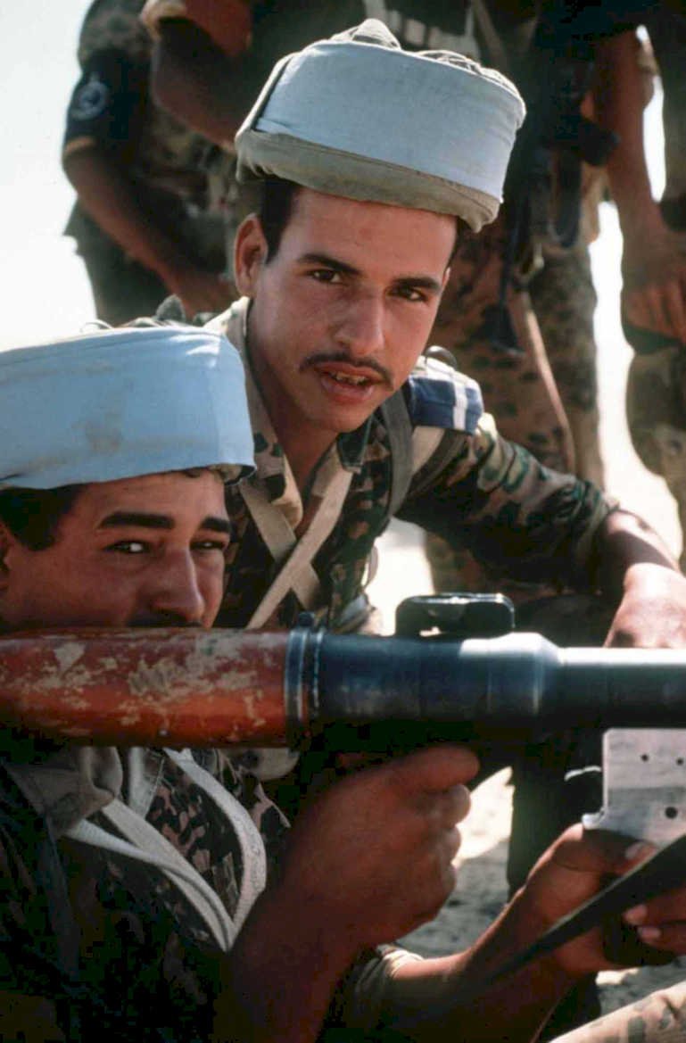 mortar soldiers guard1980s 1990s A4 Photo Print