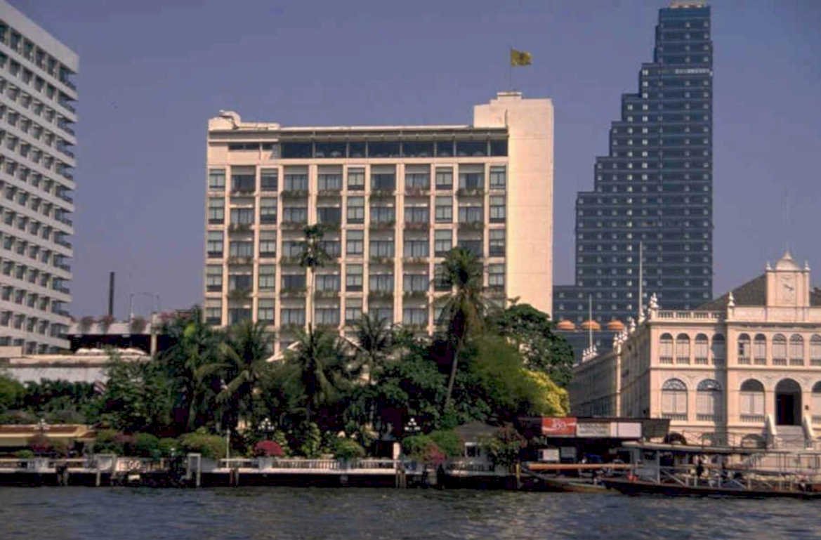 mumbai waterfront skyline 1980s 1990s A4 Photo Print
