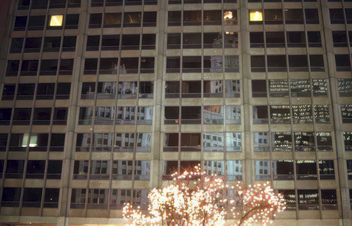 night cityscape reflection GIGA 2