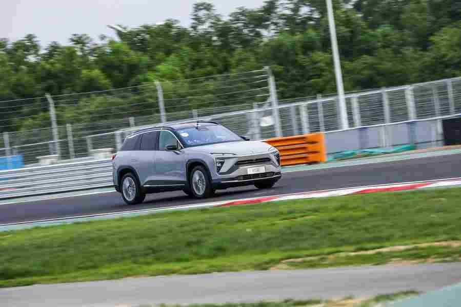 nio es6 2018 7064 43 Car A4 Photo Print