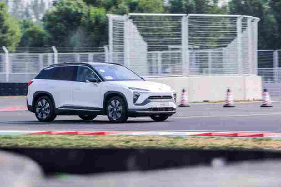nio es6 2018 7064 80 Car A4 Photo Print