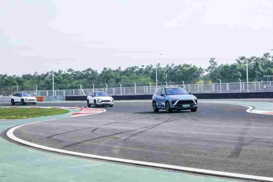nio es6 2018 7064 94 Car A4 Photo Print