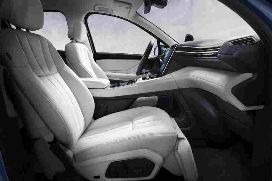 nio es8 2018 7065 18 Car A4 Photo Print