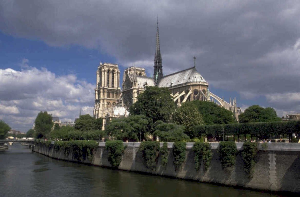 notre dame seine 1980s 1990s A4 Photo Print