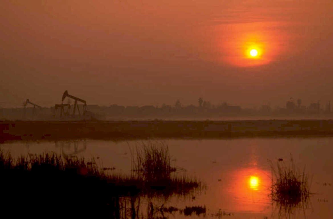 oil rigs sunset 9 1980s 1990s A4 Photo Print