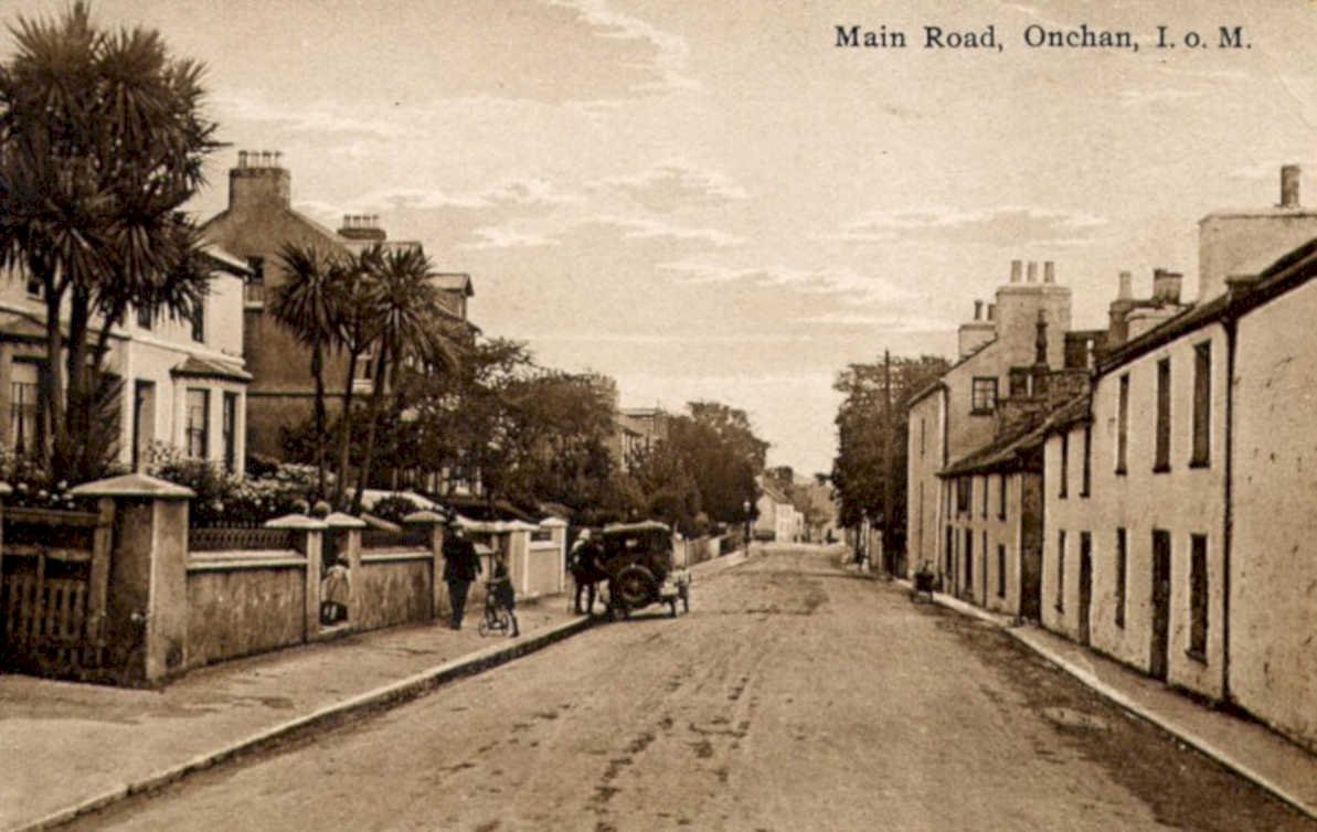 onchan main roadVintage 1880s 1900s A4 Photo Print