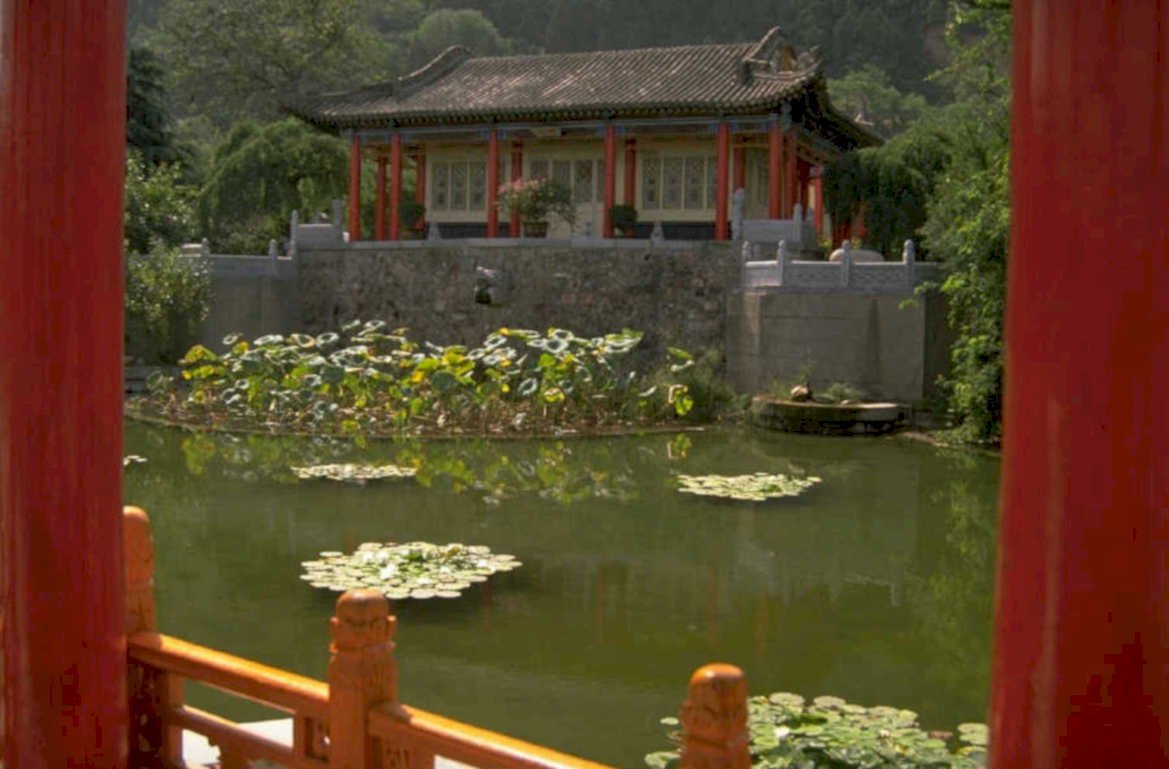 pagoda reflection garden 1980s 1990s A4 Photo Print