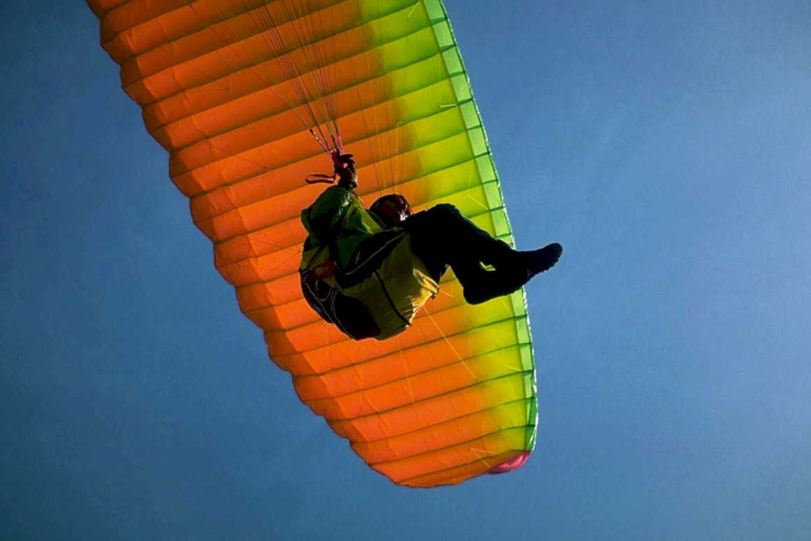 paraglider rainbow flight1980s 1990s A4 Photo Print