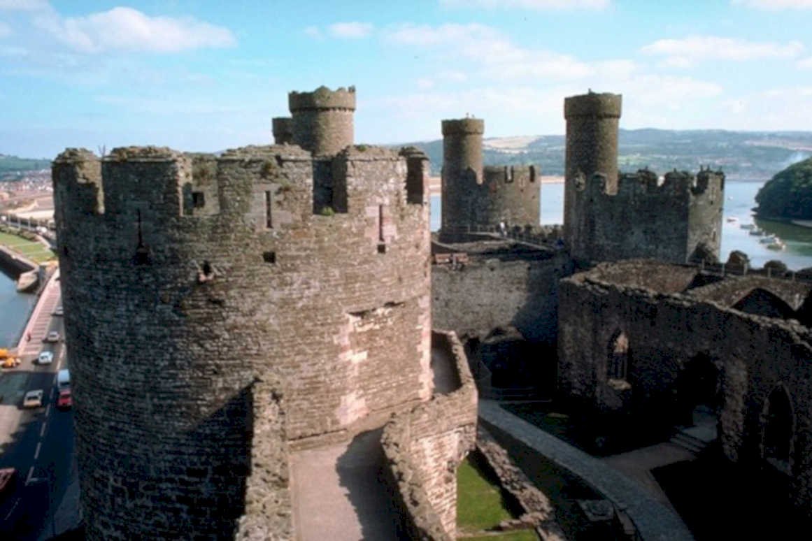 pembroke castle 19981980s 1990s A4 Photo Print