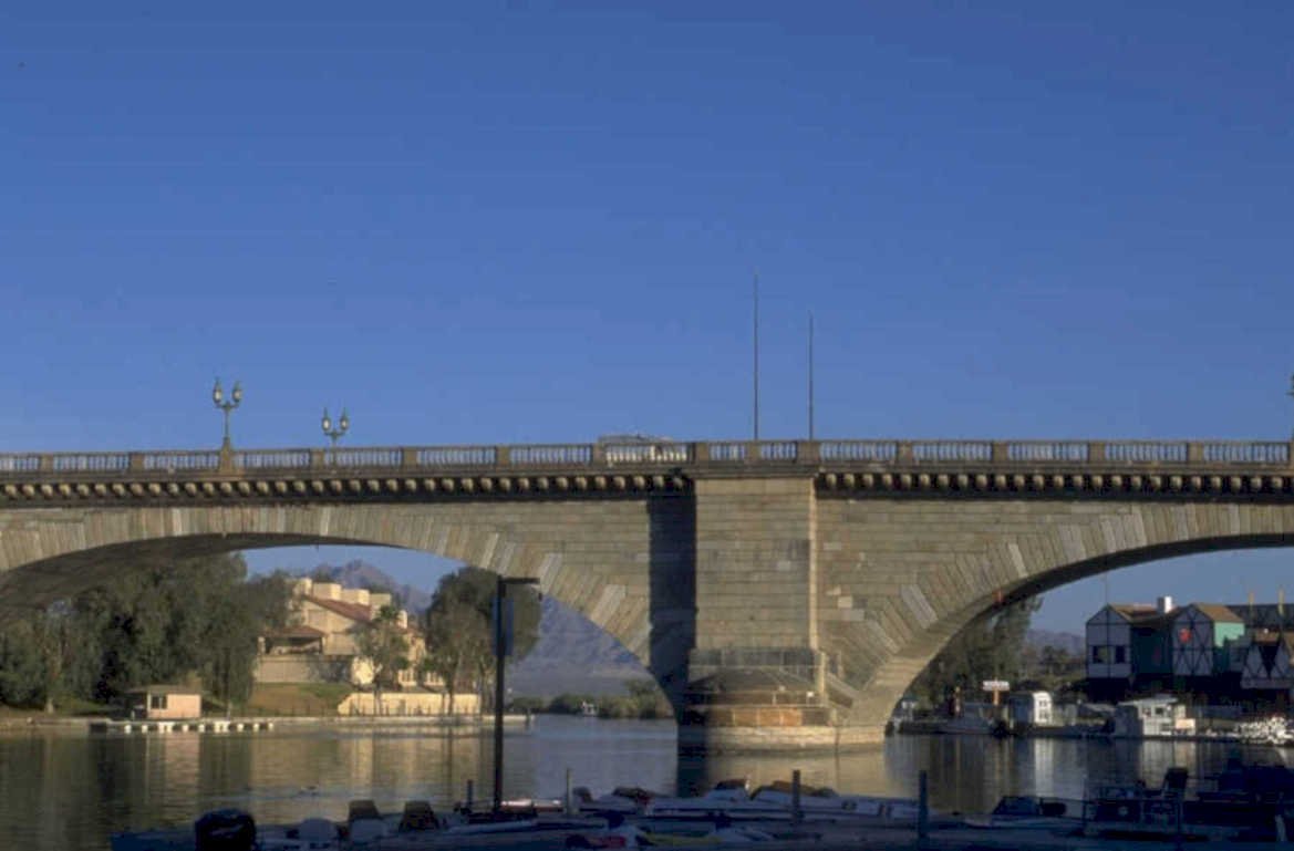 pont isle bordeaux 1980s 1990s A4 Photo Print