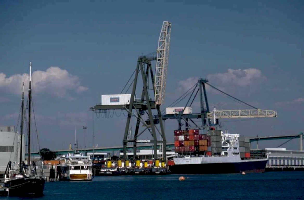 port cranes brisbane 1980s 1990s A4 Photo Print