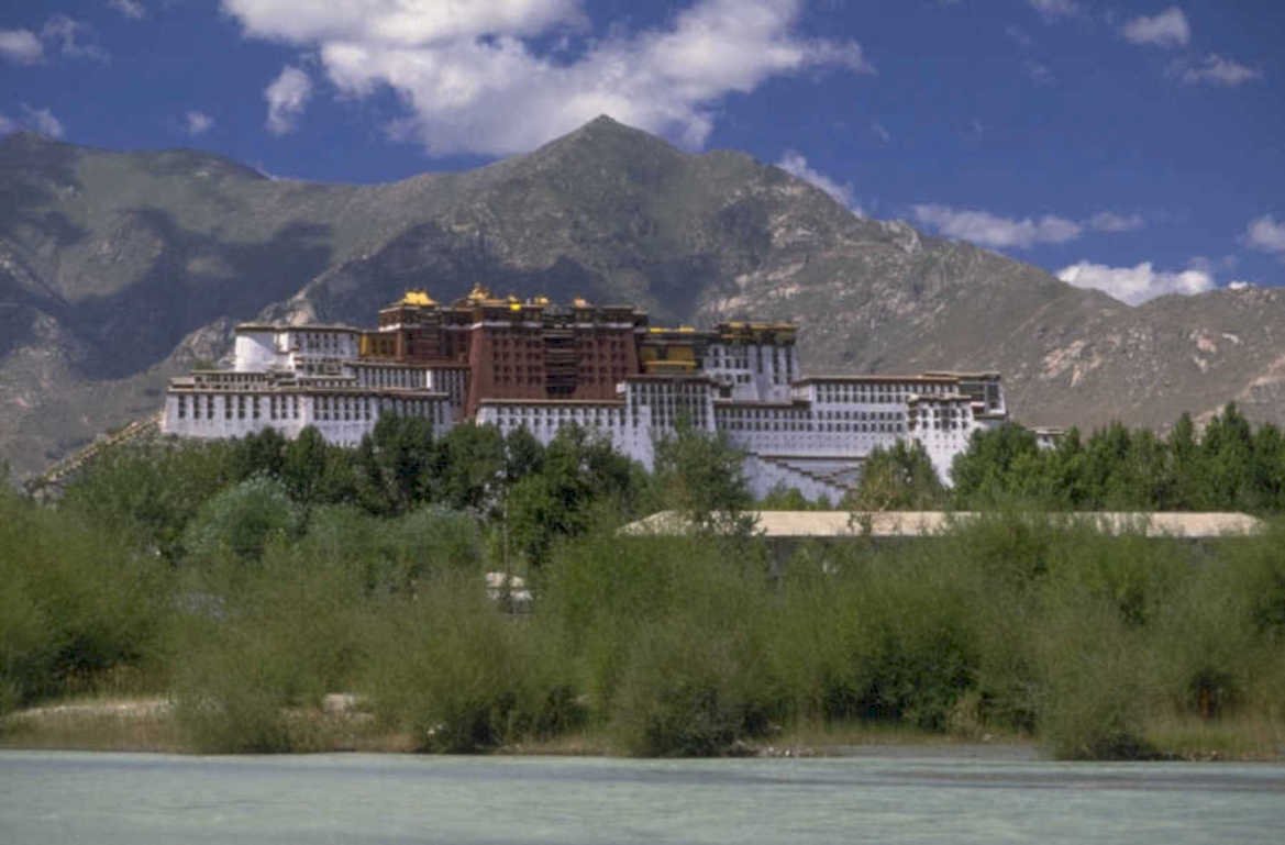 potala palace lhasa 1980s 1990s A4 Photo Print