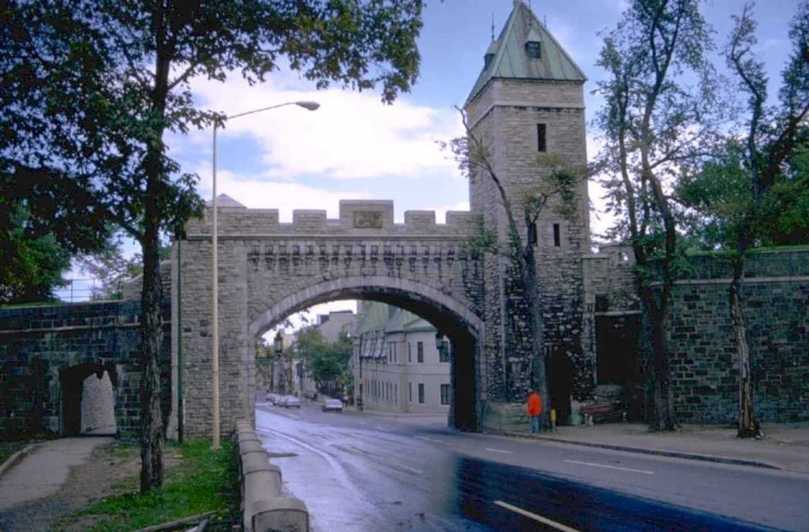 quebec portici gate 1980s 1990s A4 Photo Print