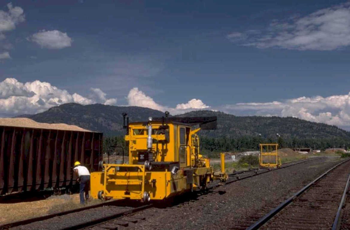 railroad maintenance unit 1980s 1990s A4 Photo Print
