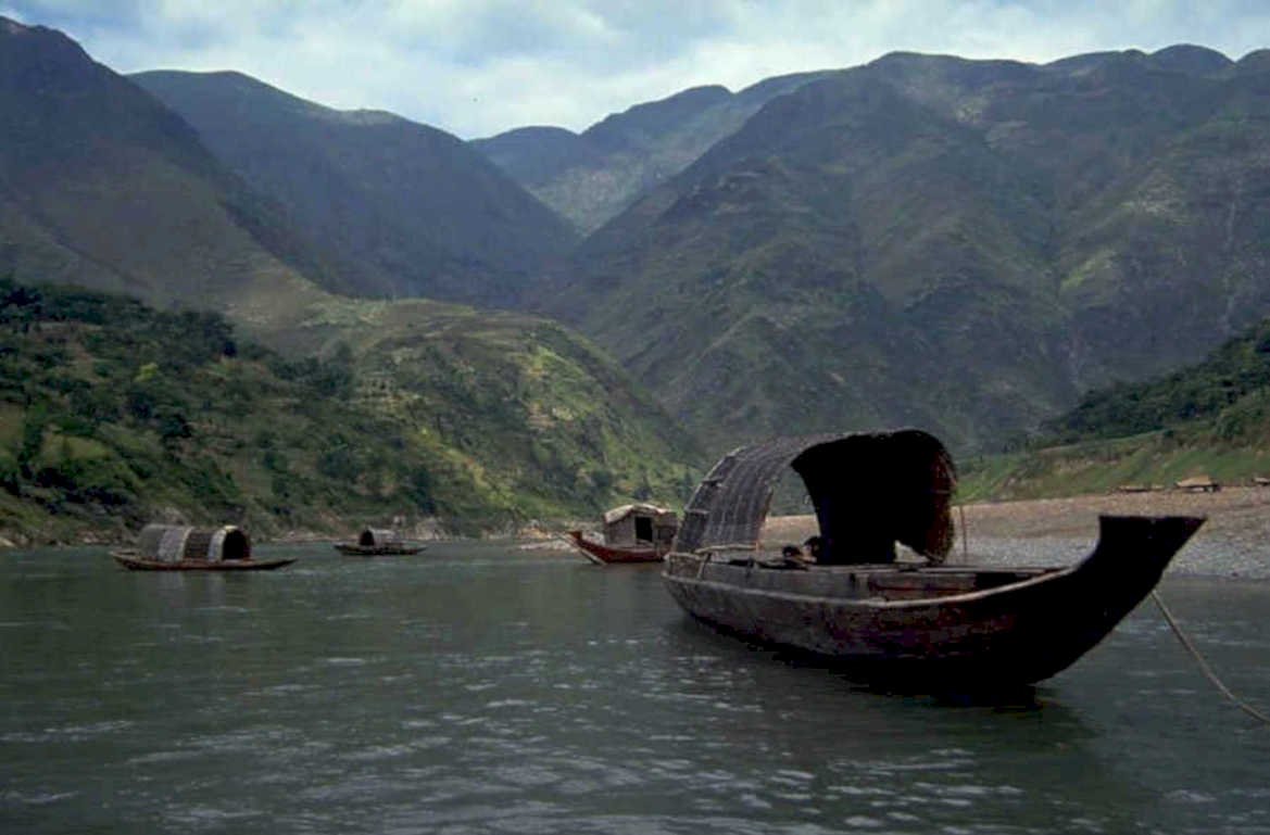 river boats valley 1980s 1990s A4 Photo Print