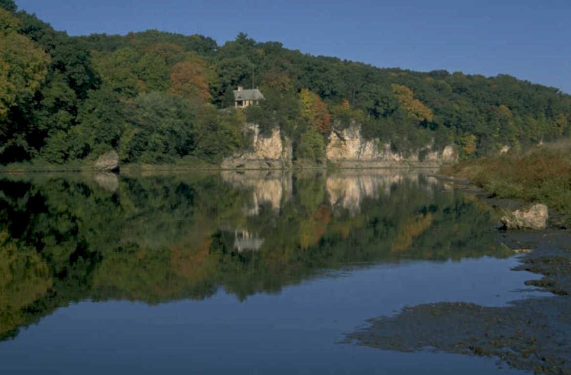river foliage bluff 1980s 1990s A4 Photo Print