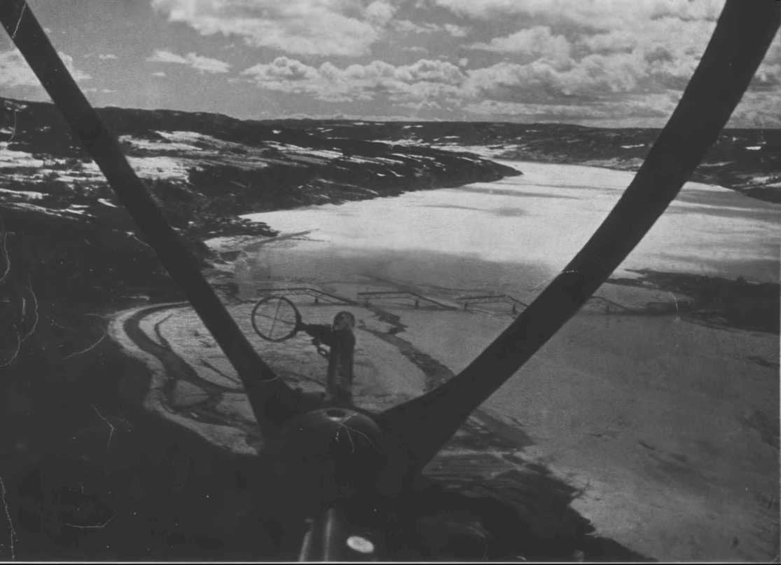 river valley road Vintage world war A4 Photo Print