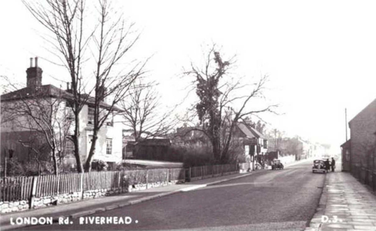 riverhead london roadVintage 1880s 1900s A4 Photo Print